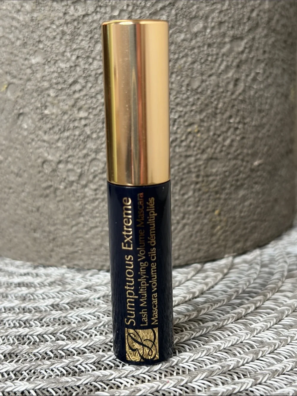 ❤️$5 NWT Estee Lauder Sumptuous Extreme Mascara in Extreme Black